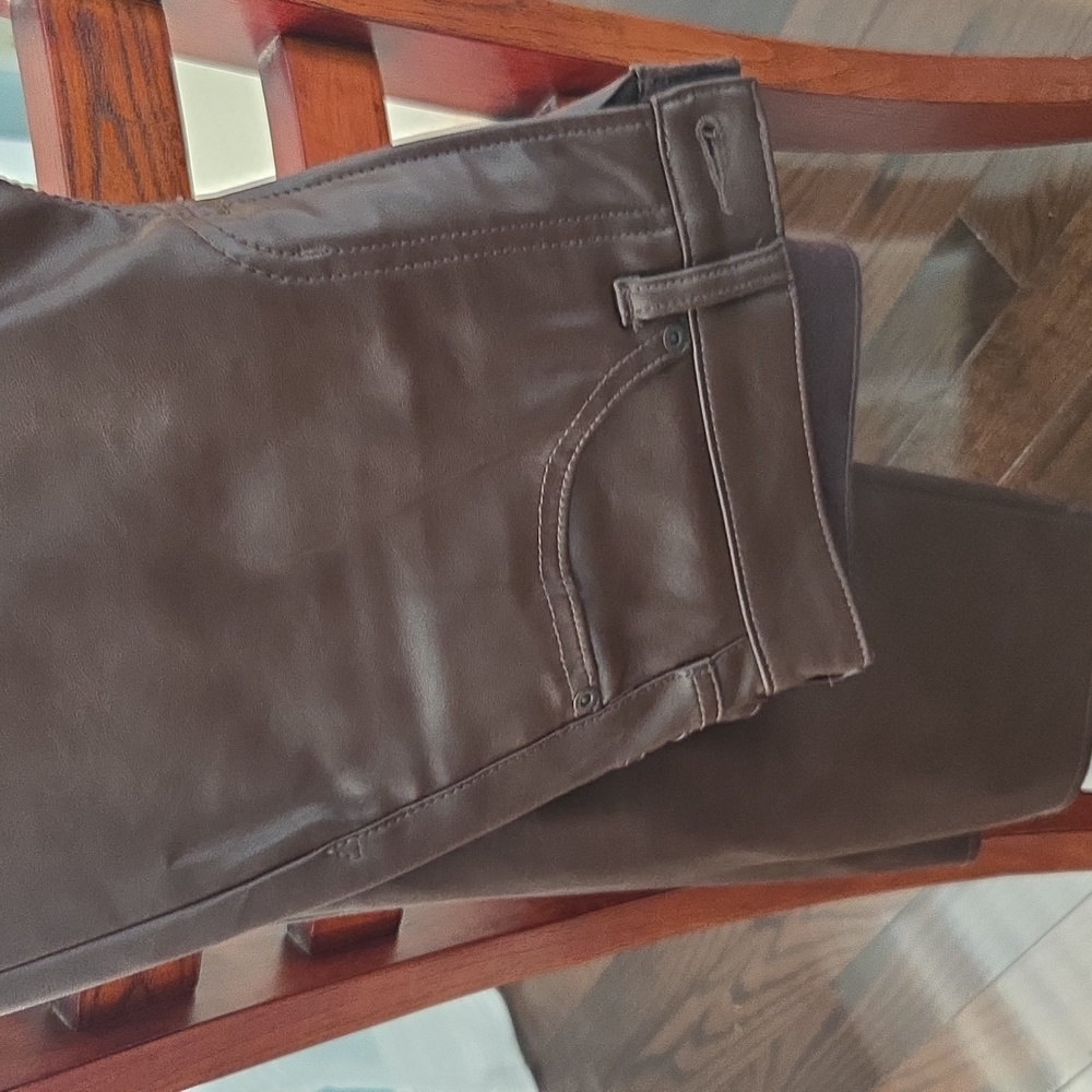 🚨 Last Chance: Gap Vintage Slim High Rise Faux Leather